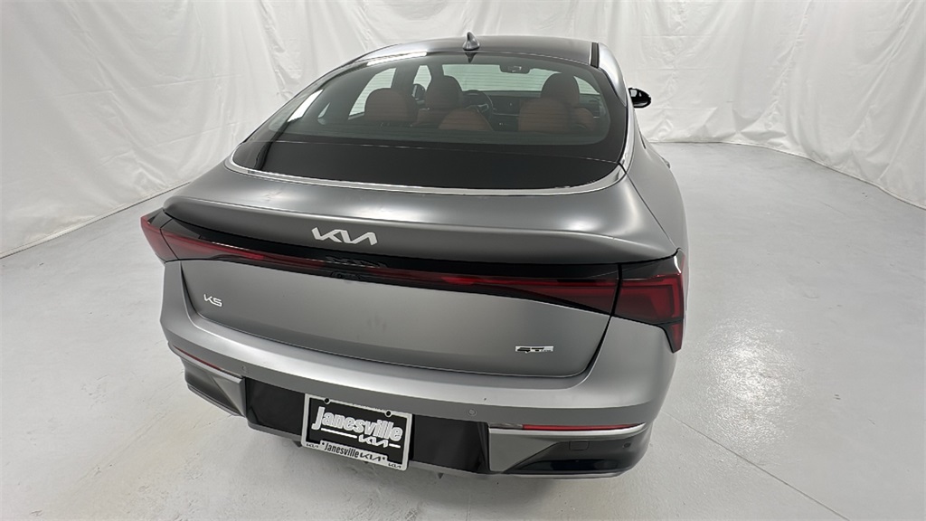 2026 Kia K5 GT-Line photo 4