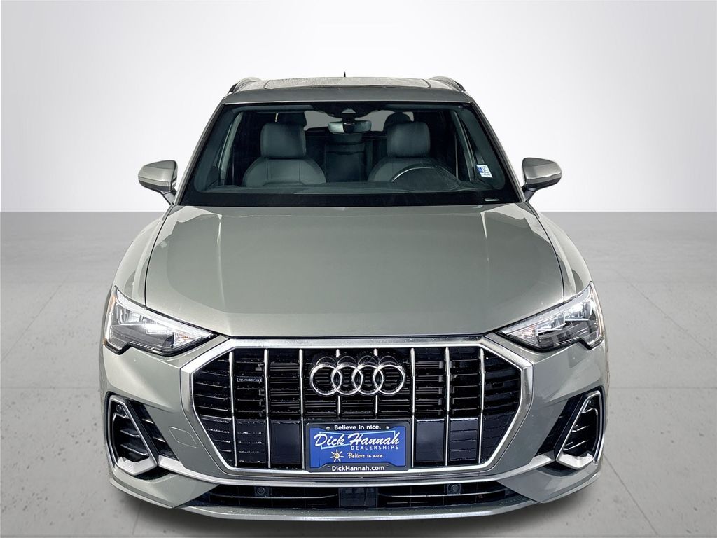 2022 Audi Q3 Premium S line photo 2