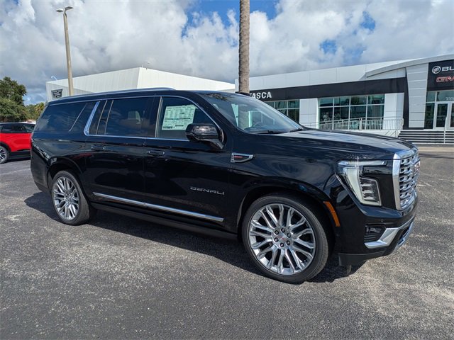 2025 Gmc Yukon XL Denali photo 2