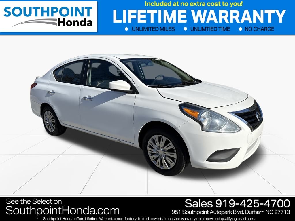 2016 Nissan Versa Sedan SV
