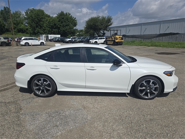 2026 Honda Civic Hybrid Sport Touring photo 13