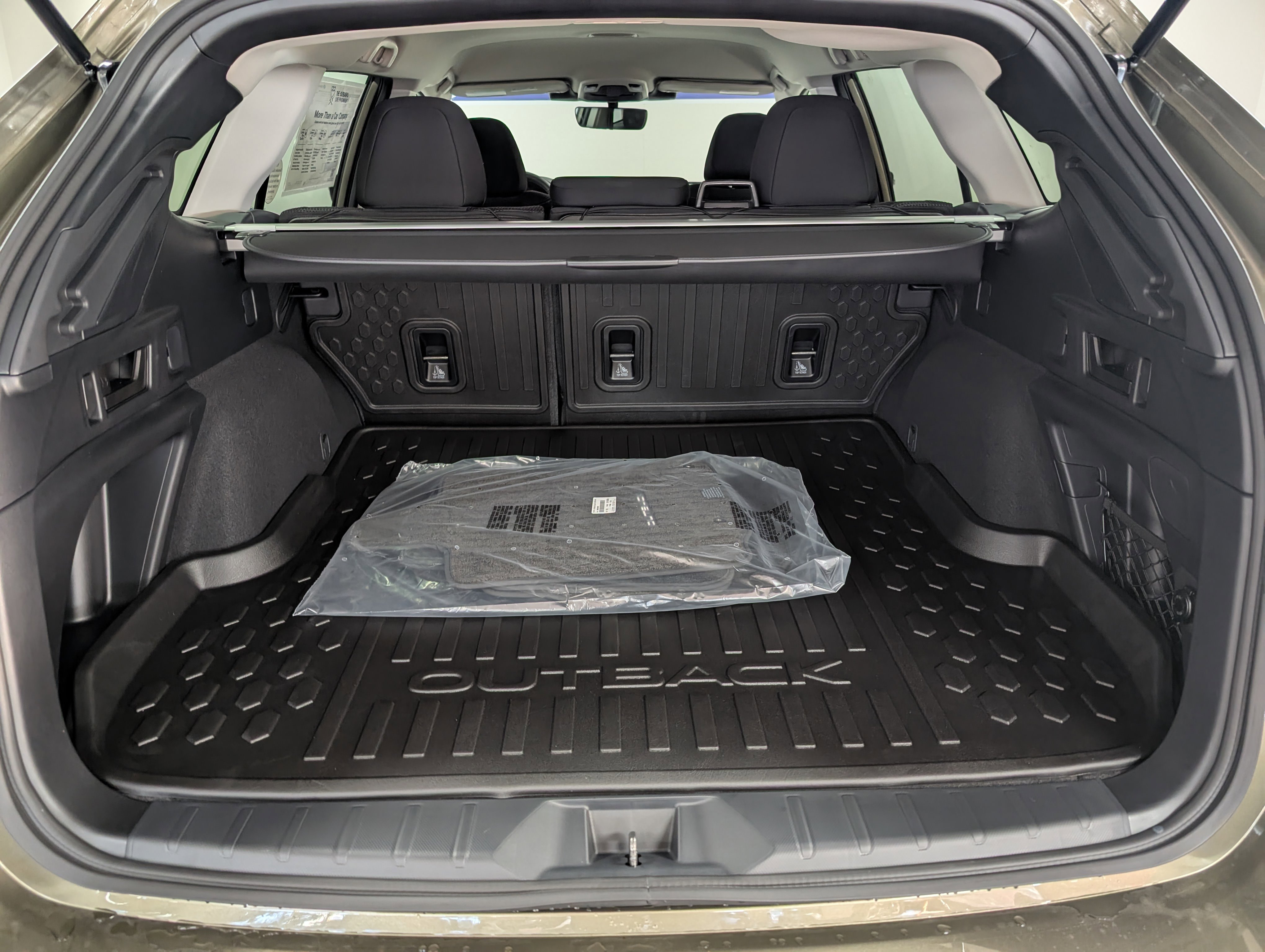 2025 Subaru Outback Premium photo 8