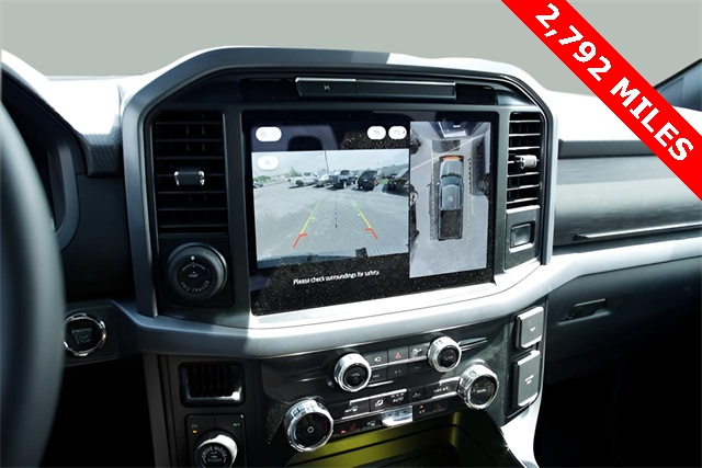 2025 Ford F-150 XLT photo 4
