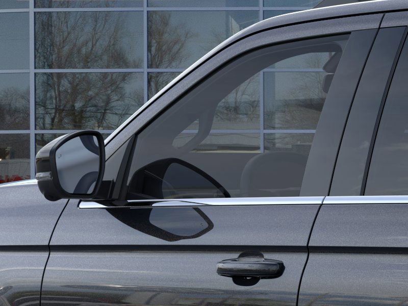 2025 Ford Expedition photo 16