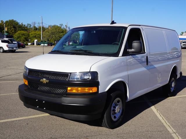 2024 Chevrolet Express Cargo Work Van's photo