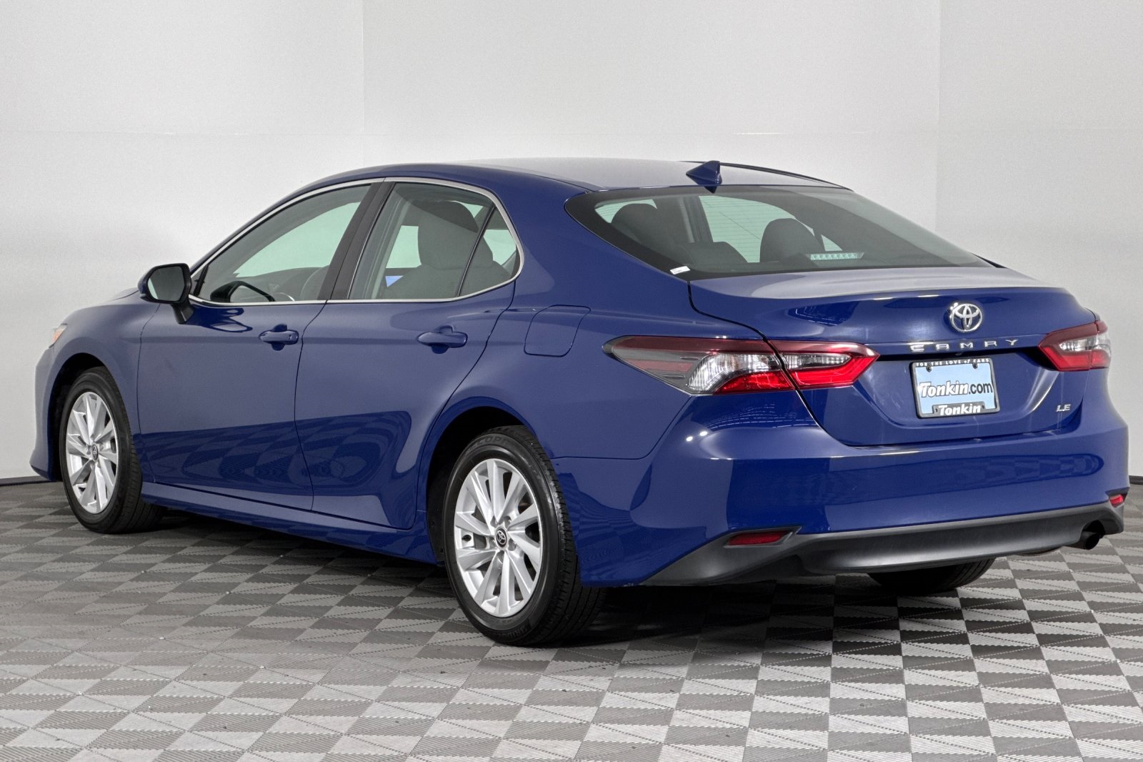 2024 Toyota Camry LE photo 6