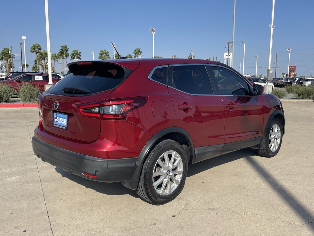 2021 Nissan Rogue Sport S photo 2