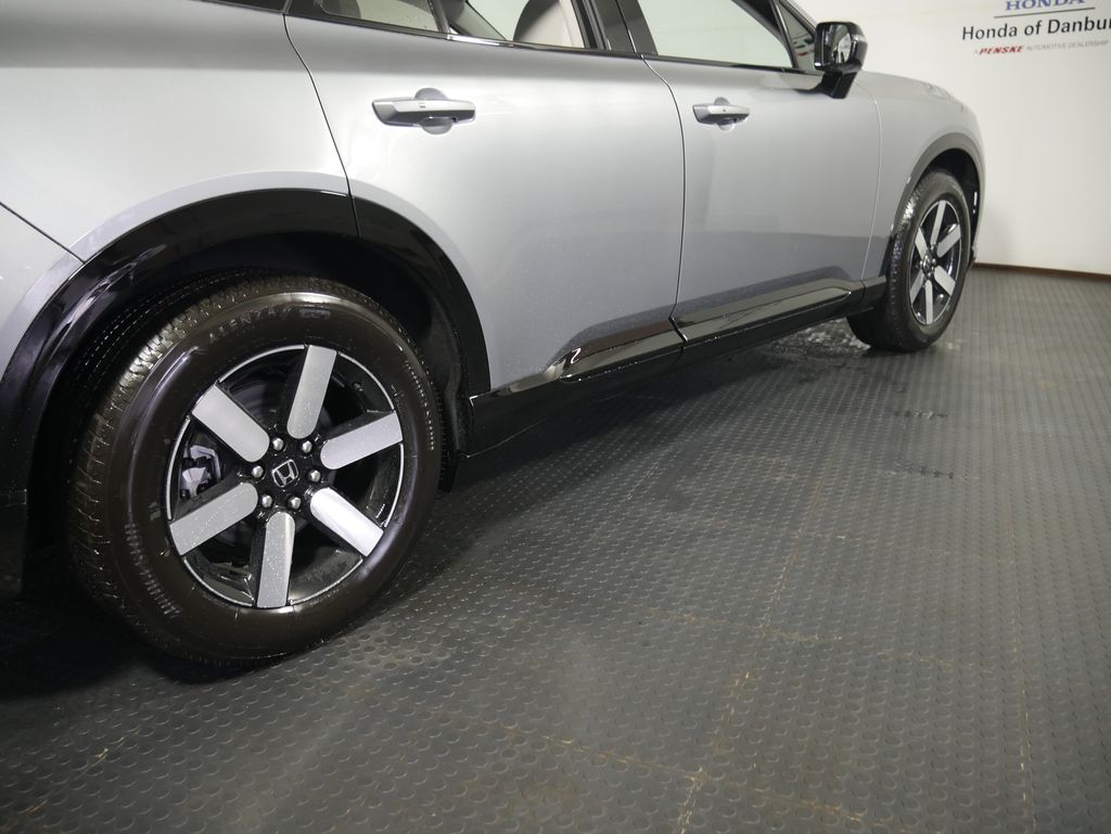 2025 Honda Prologue Touring photo 3