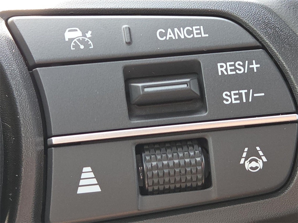 2026 Honda CR-V Hybrid photo 2