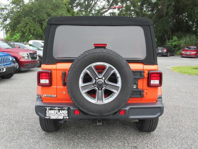 2019 Jeep Wrangler Unlimited Sahara photo 5