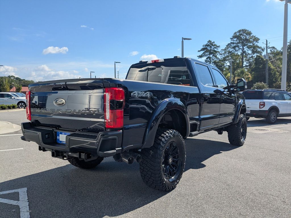 2025 Ford F-250 Lariat photo 4