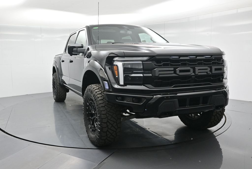 2025 Ford F-150 Raptor photo 22