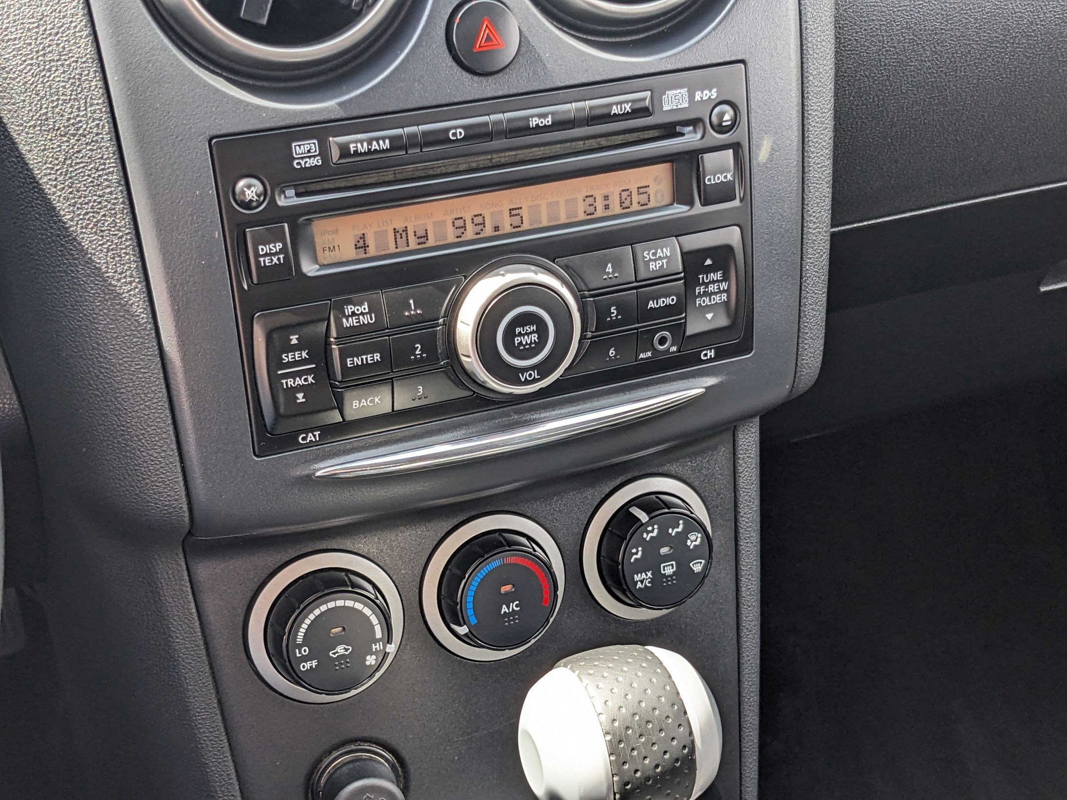 2014 Nissan Rogue Select S photo 19