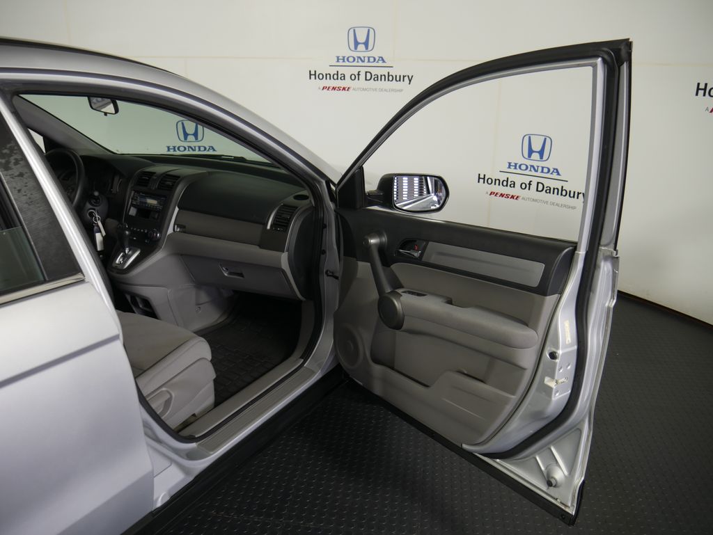 2011 Honda CR-V LX photo 7