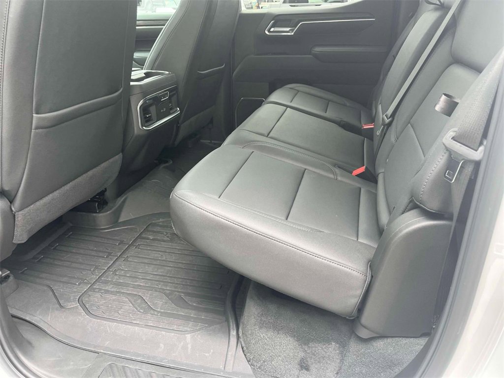 2025 Gmc Sierra 1500 SLT photo 16