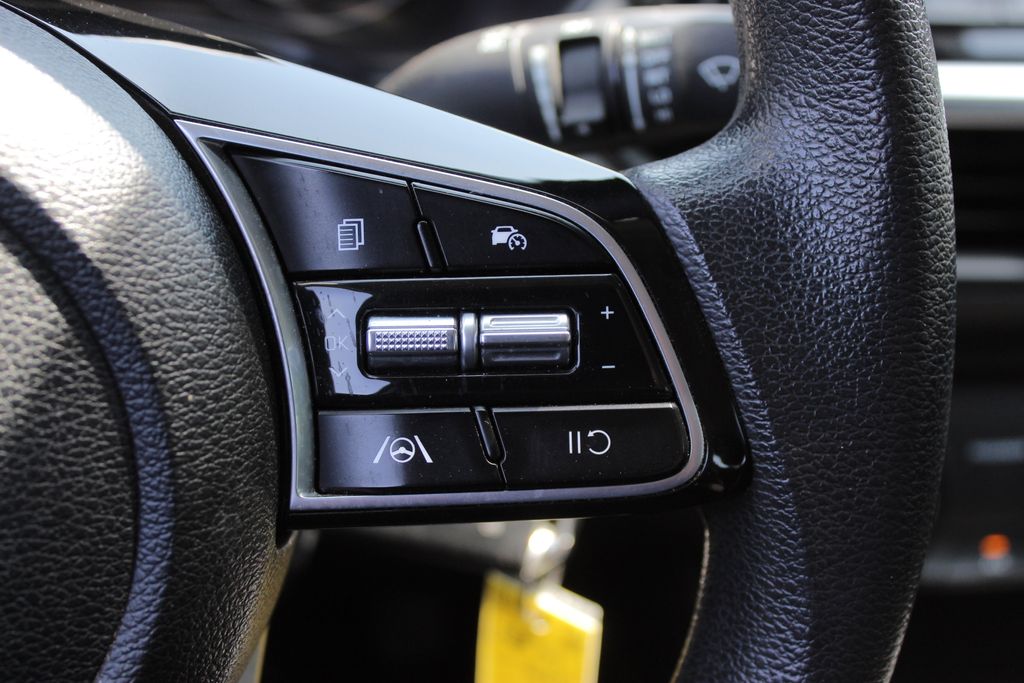 2023 Kia Forte LXS photo 19