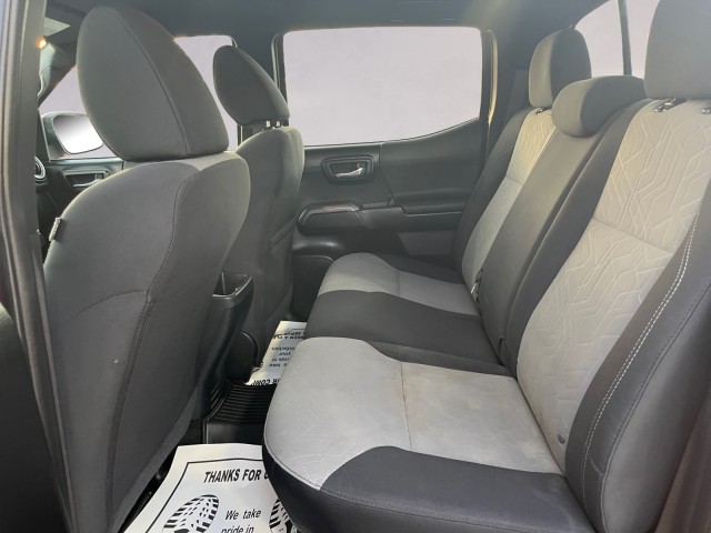 2020 Toyota Tacoma TRD Sport photo 10