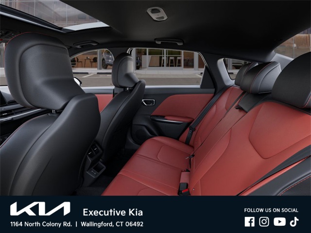 2025 Kia K4 GT-Line Turbo photo 10