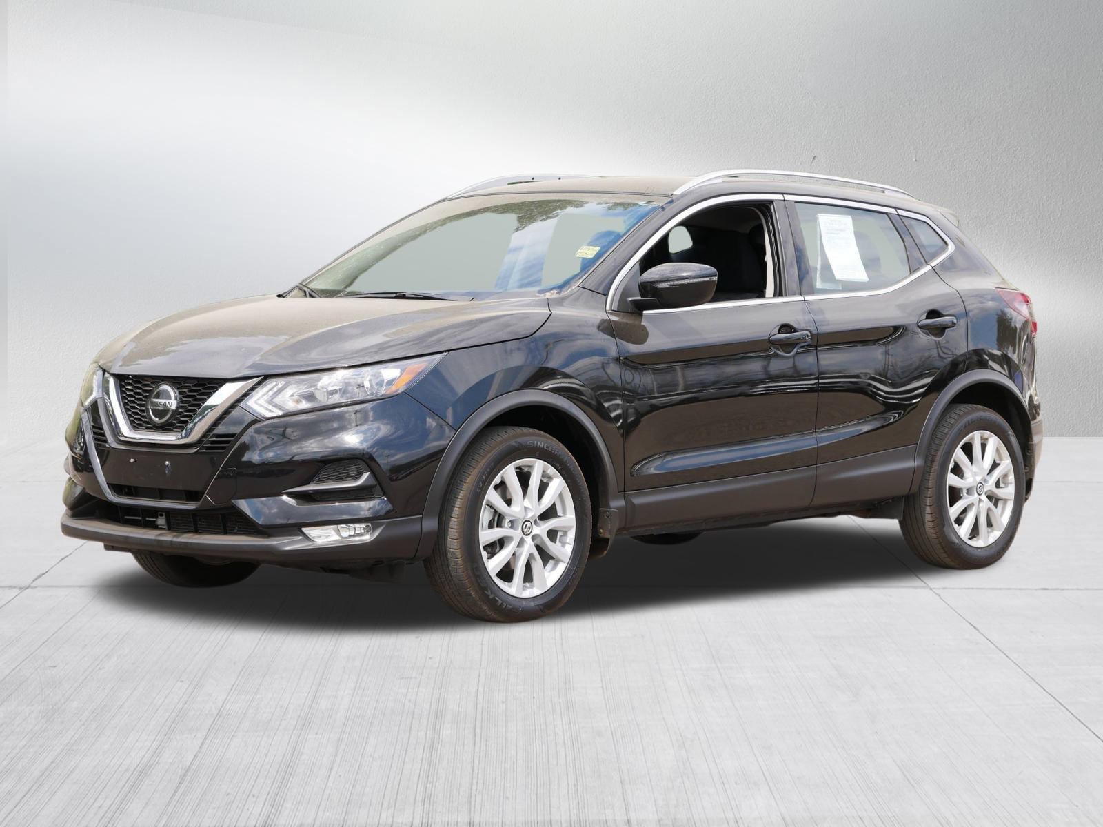 2022 Nissan Rogue Sport SV photo 3