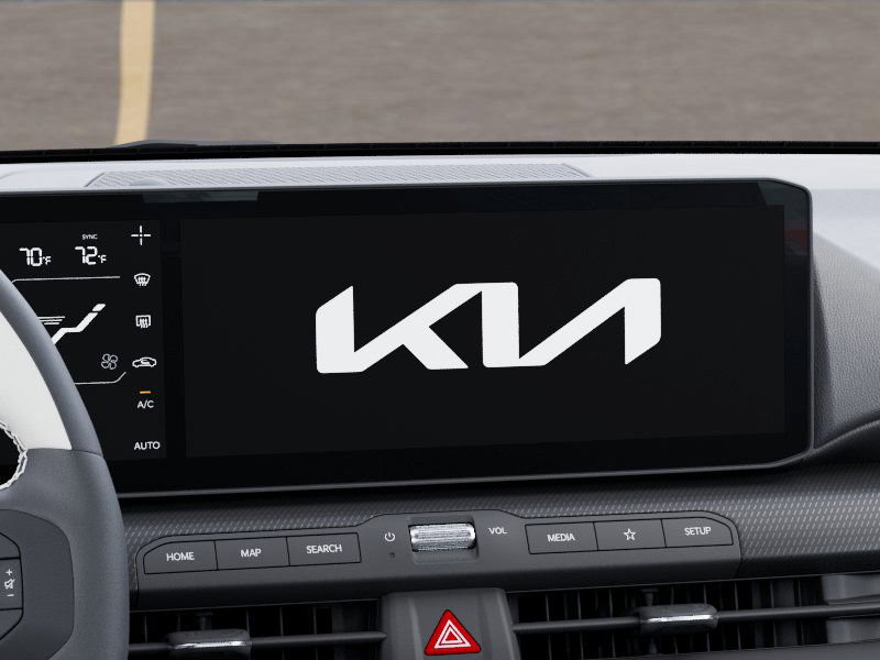 2025 Kia K4 GT-Line photo 13