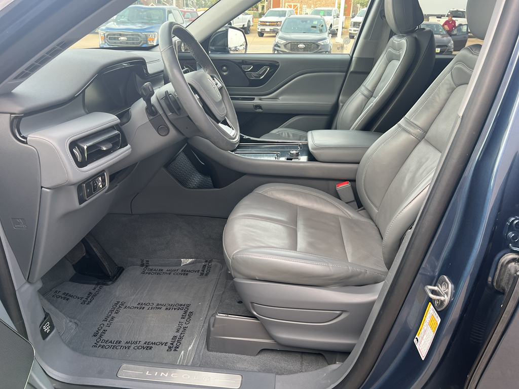 2020 Lincoln Aviator Reserve photo 17