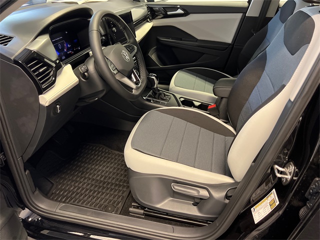 2025 Volkswagen Taos S photo 3