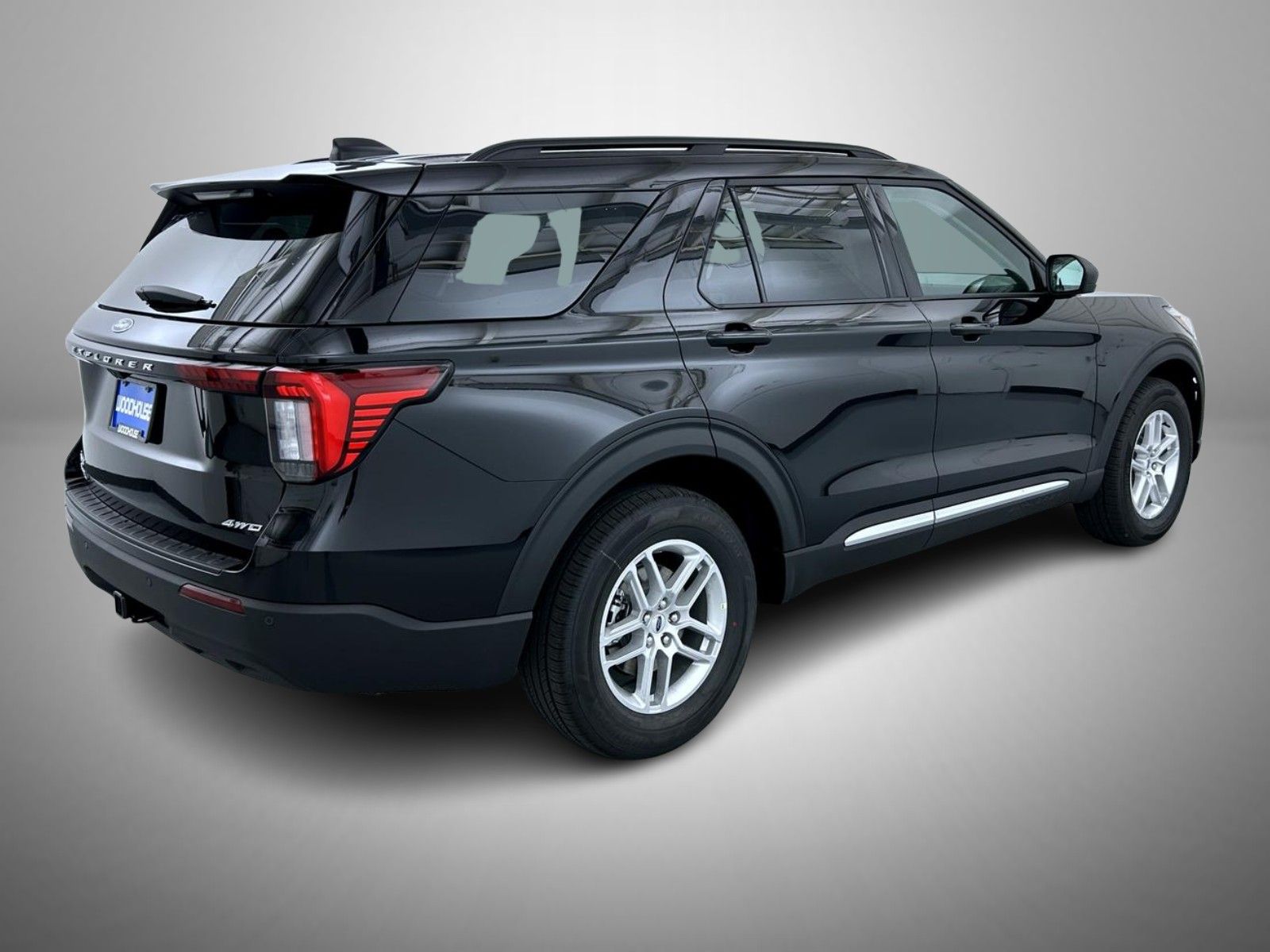 2025 Ford Explorer photo 5