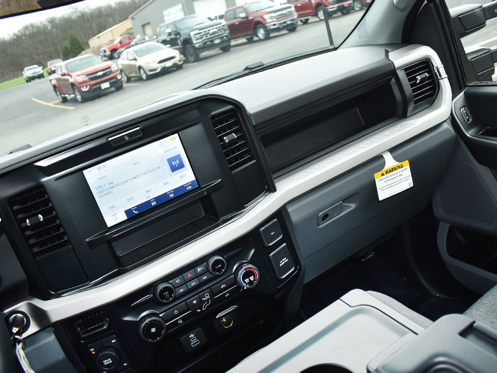 2025 Ford F-350 XL photo 14