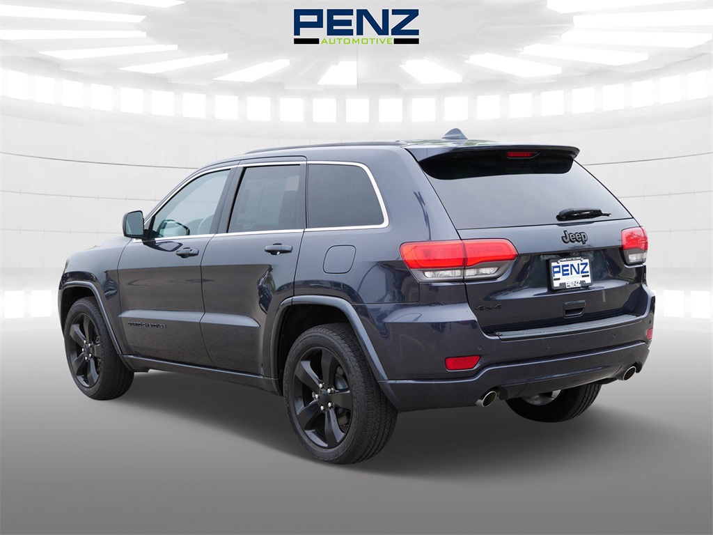2015 Jeep Grand Cherokee Altitude photo 5
