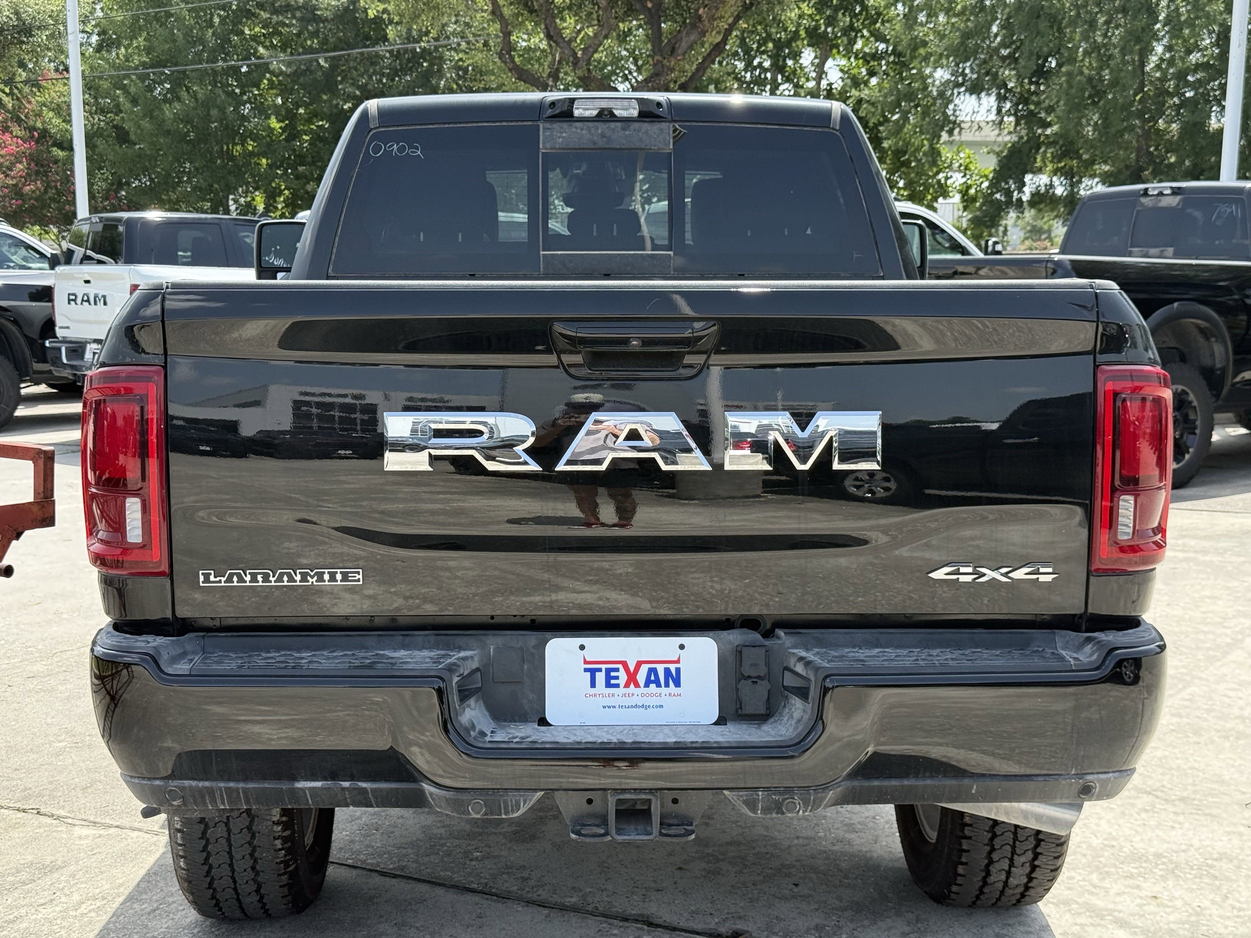 2025 Ram 3500 Laramie photo 2