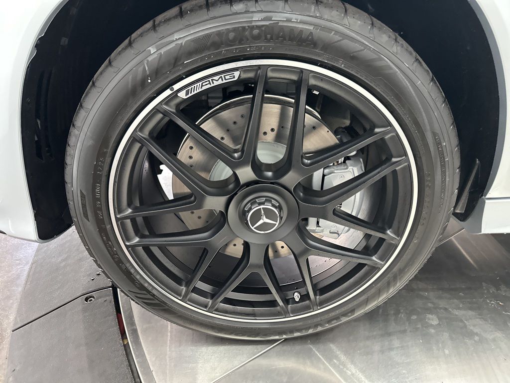 2026 Mercedes Benz GLE AMG 53 photo 28