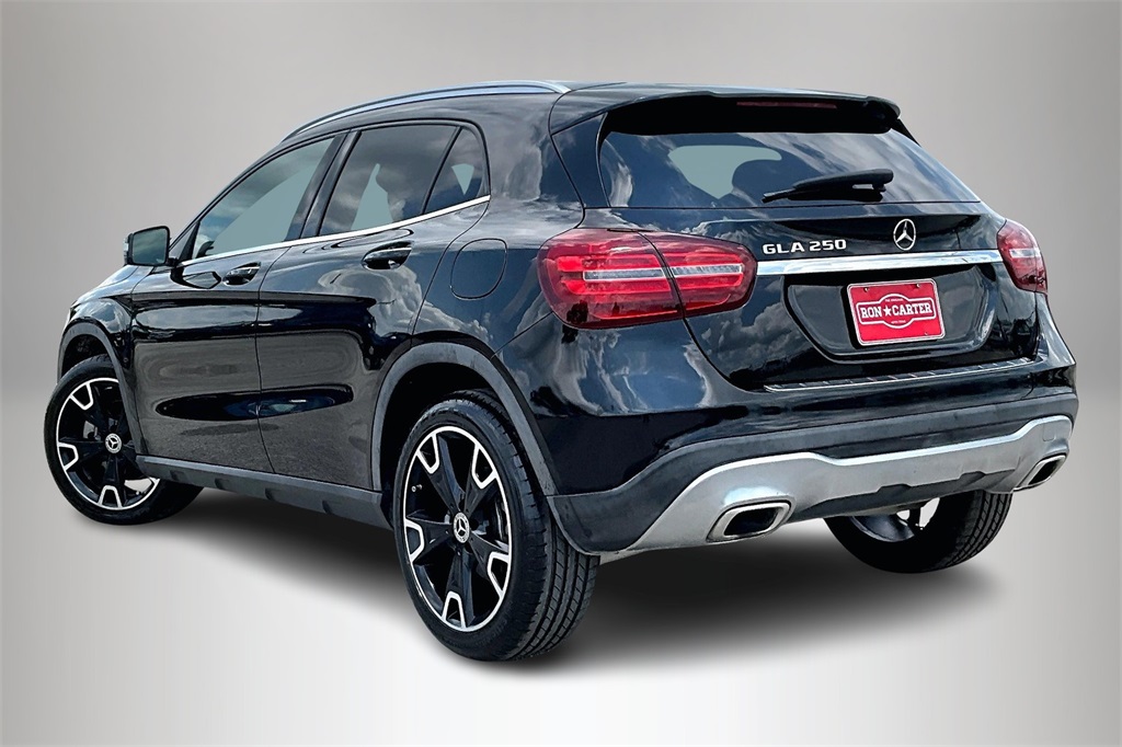 2020 Mercedes Benz GLA 250 photo 4