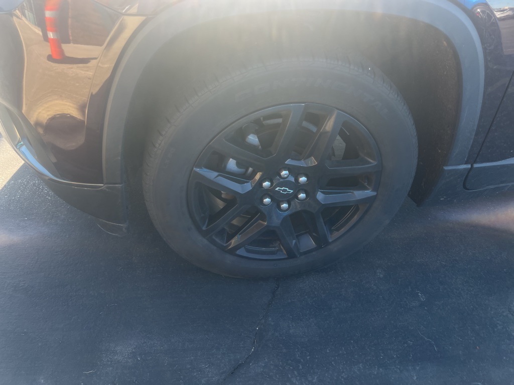 2020 CHEVROLET TRAVERSE - Image 2