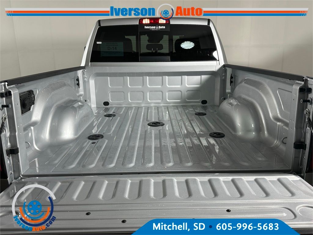 2026 Ram 2500 Tradesman photo 7