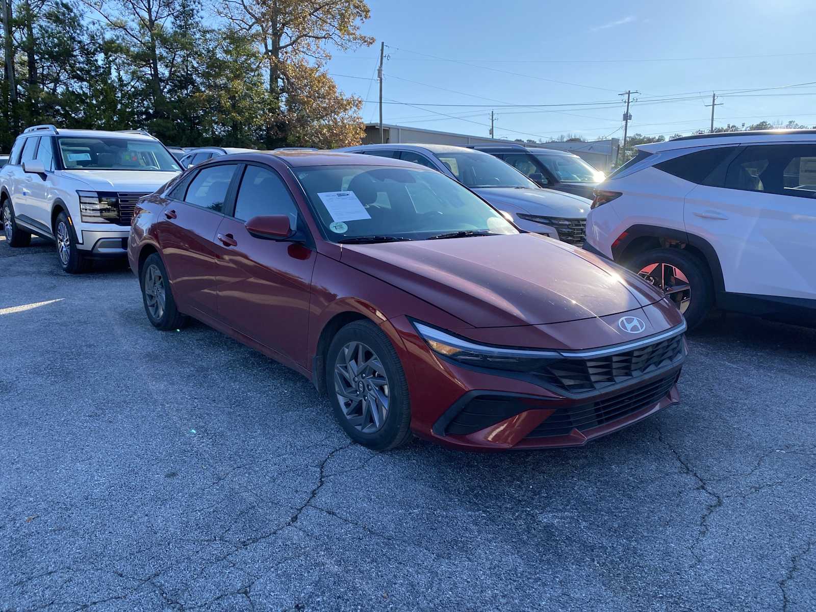 2024 Hyundai Elantra SEL's photo