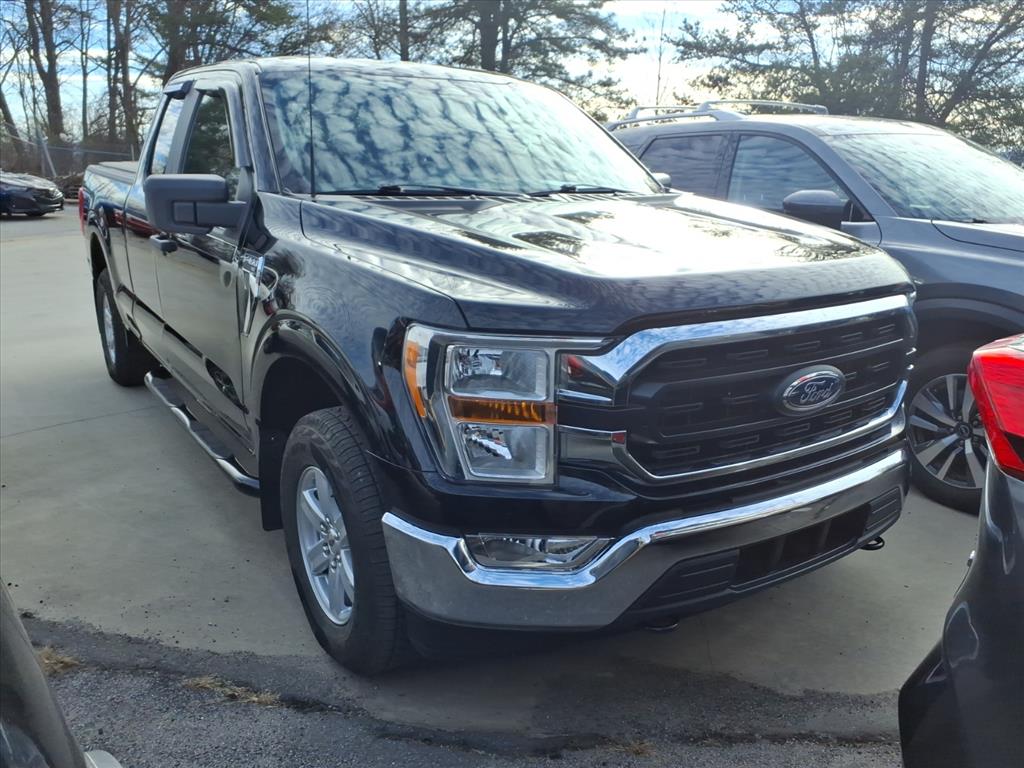 2022 Ford F-150 XLT's photo