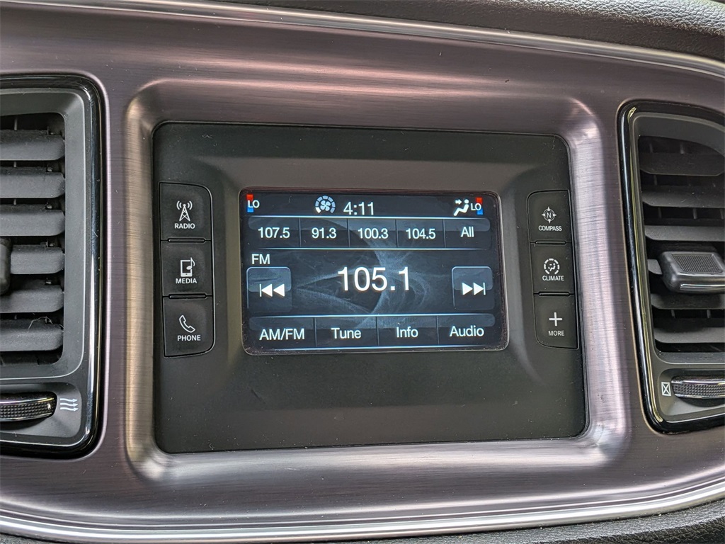 2015 Dodge Challenger R/T photo 14