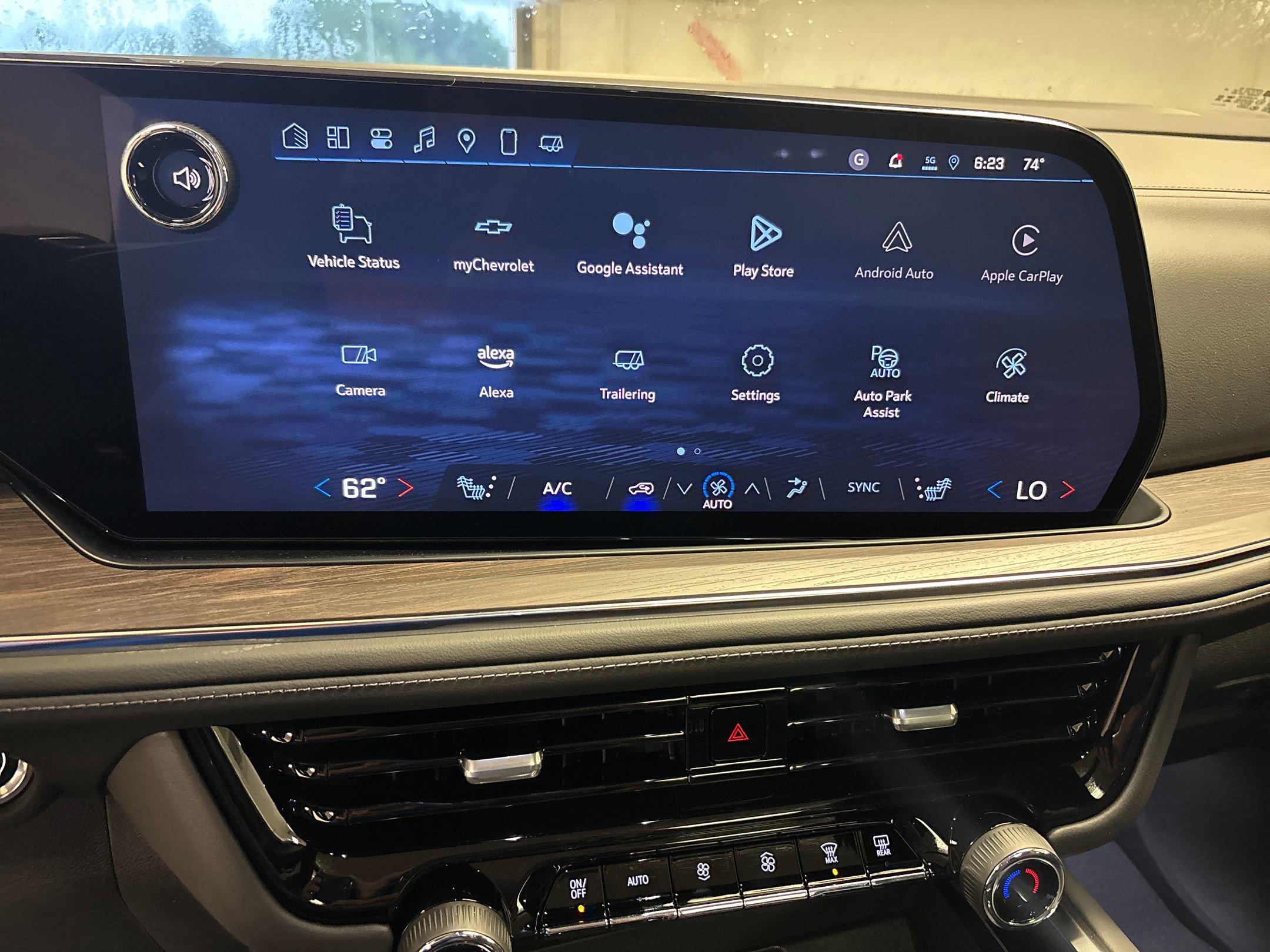 2025 Chevrolet Tahoe LT photo 29