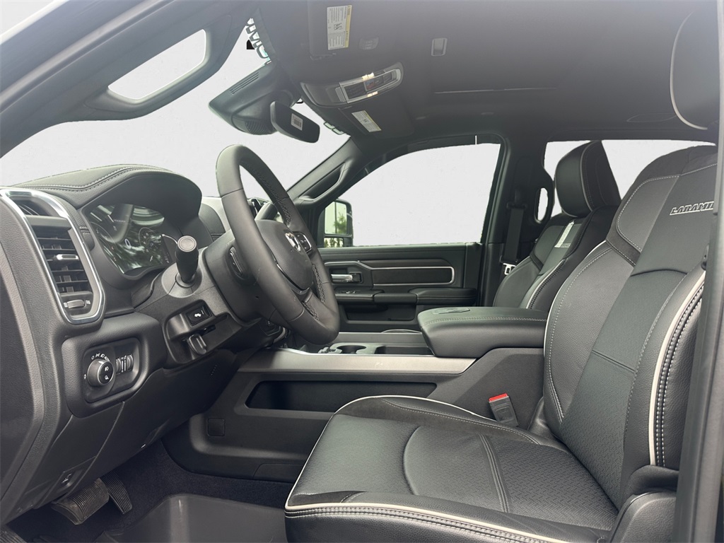 2025 Ram 2500 Laramie photo 26