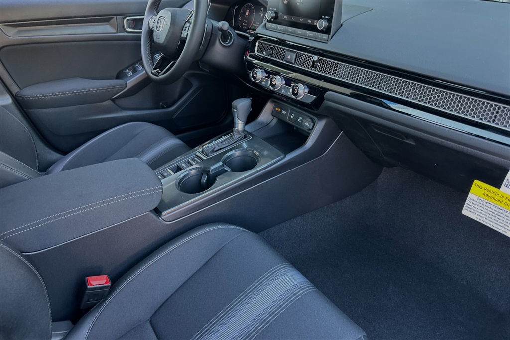 2025 Honda Civic Hatchback Sport photo 15