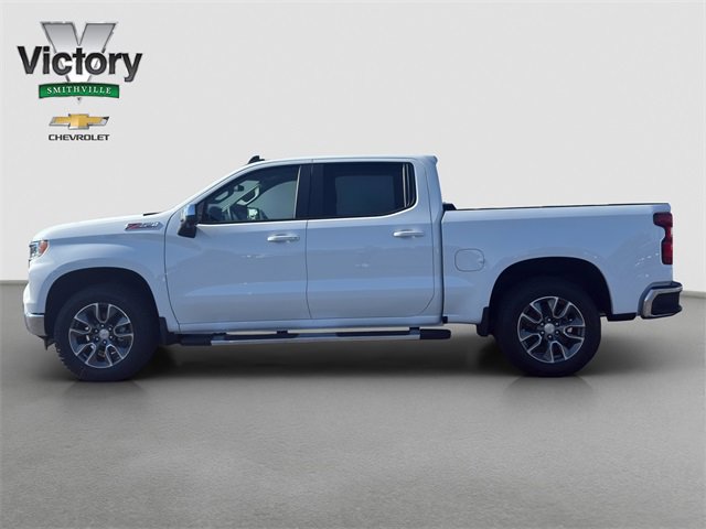 2026 Chevrolet Silverado 1500 LT photo 2