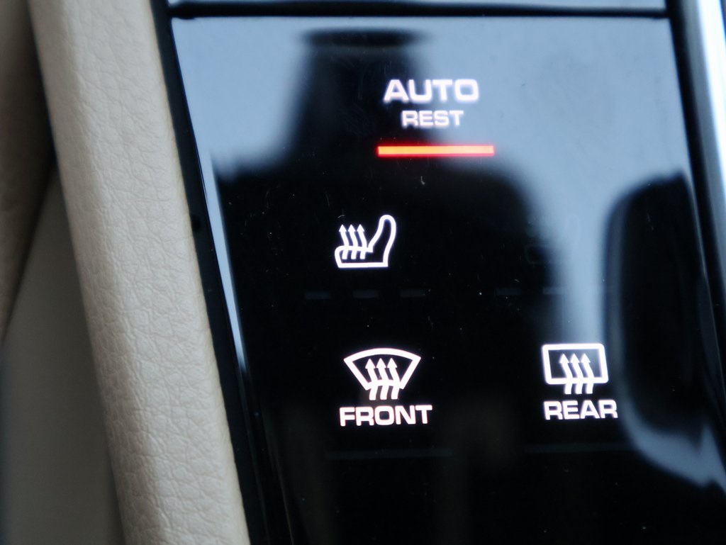 2022 Porsche Cayenne S photo 21