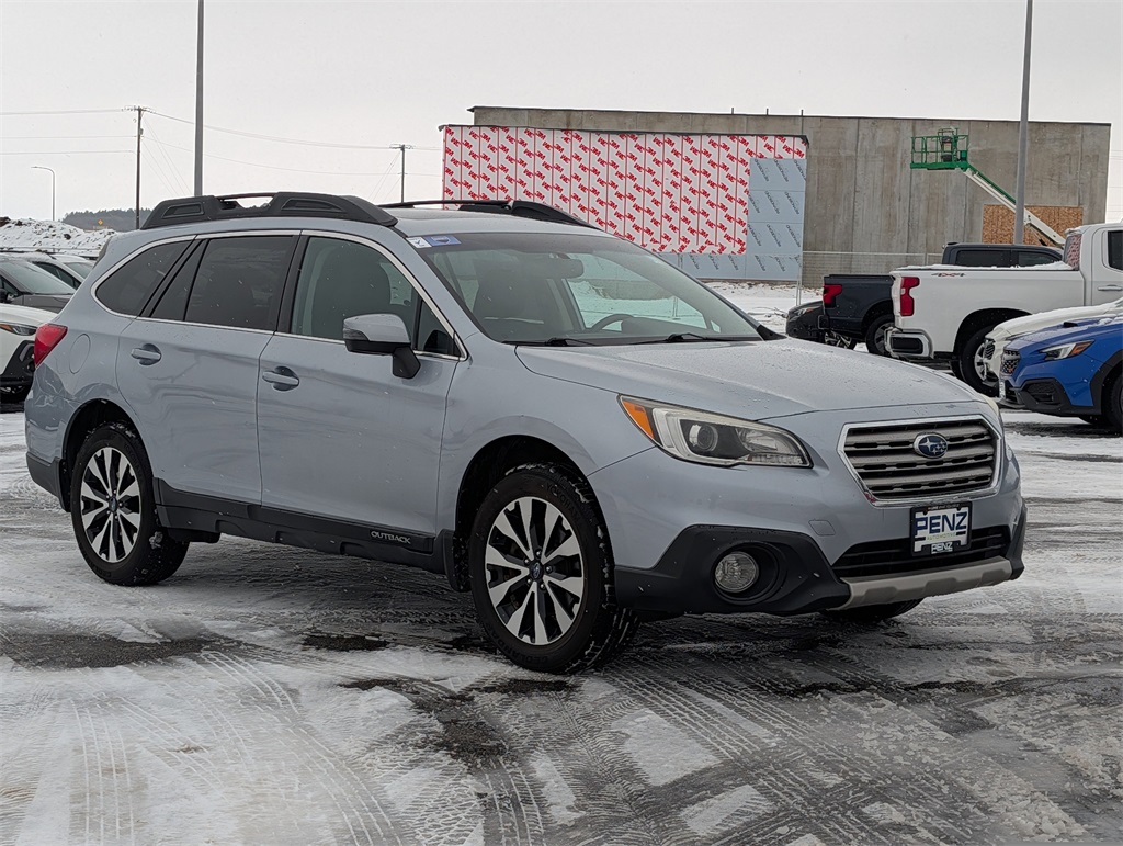 2015 Subaru Outback Limited's photo
