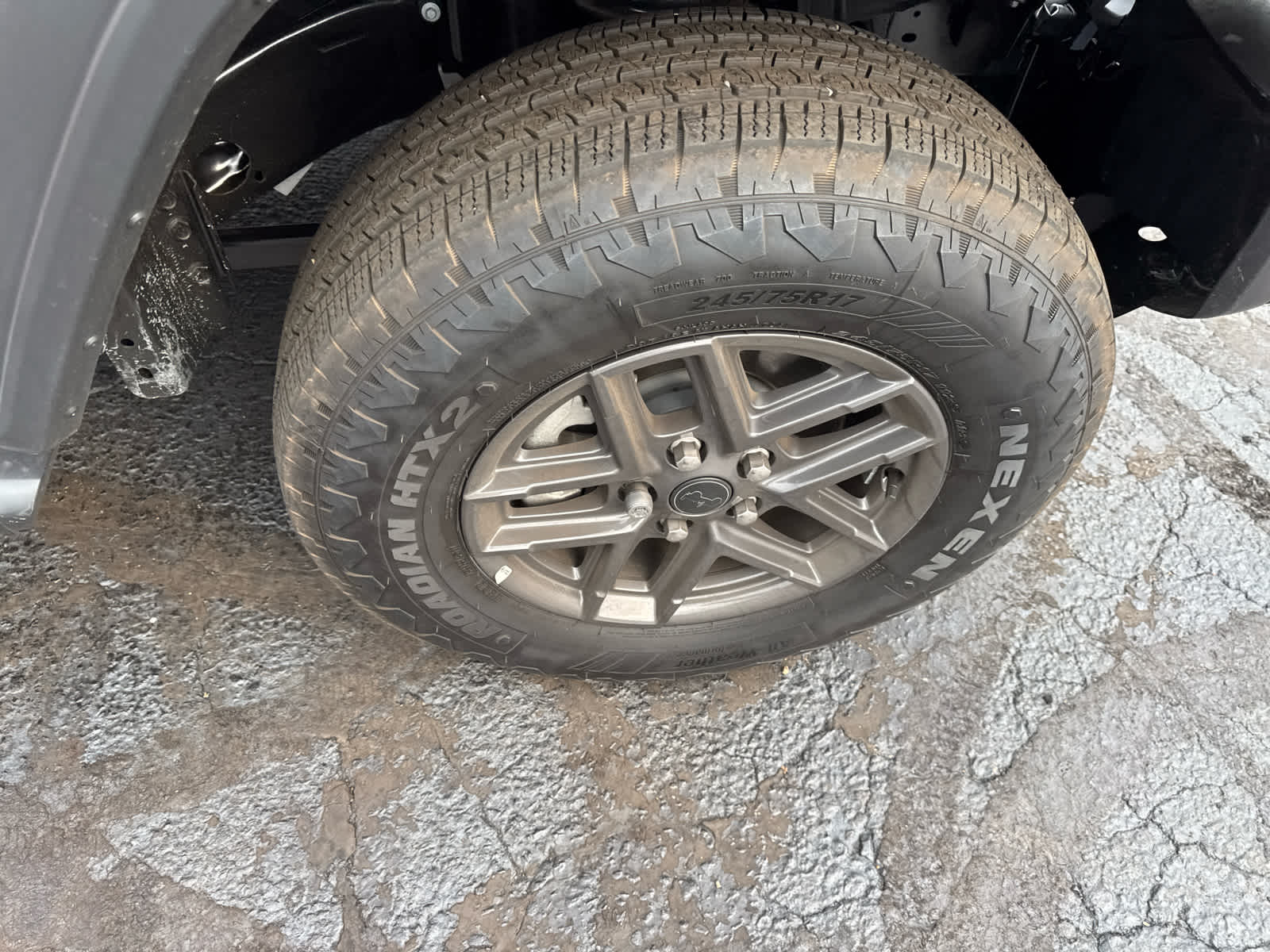 2025 Jeep Wrangler Sport S photo 21