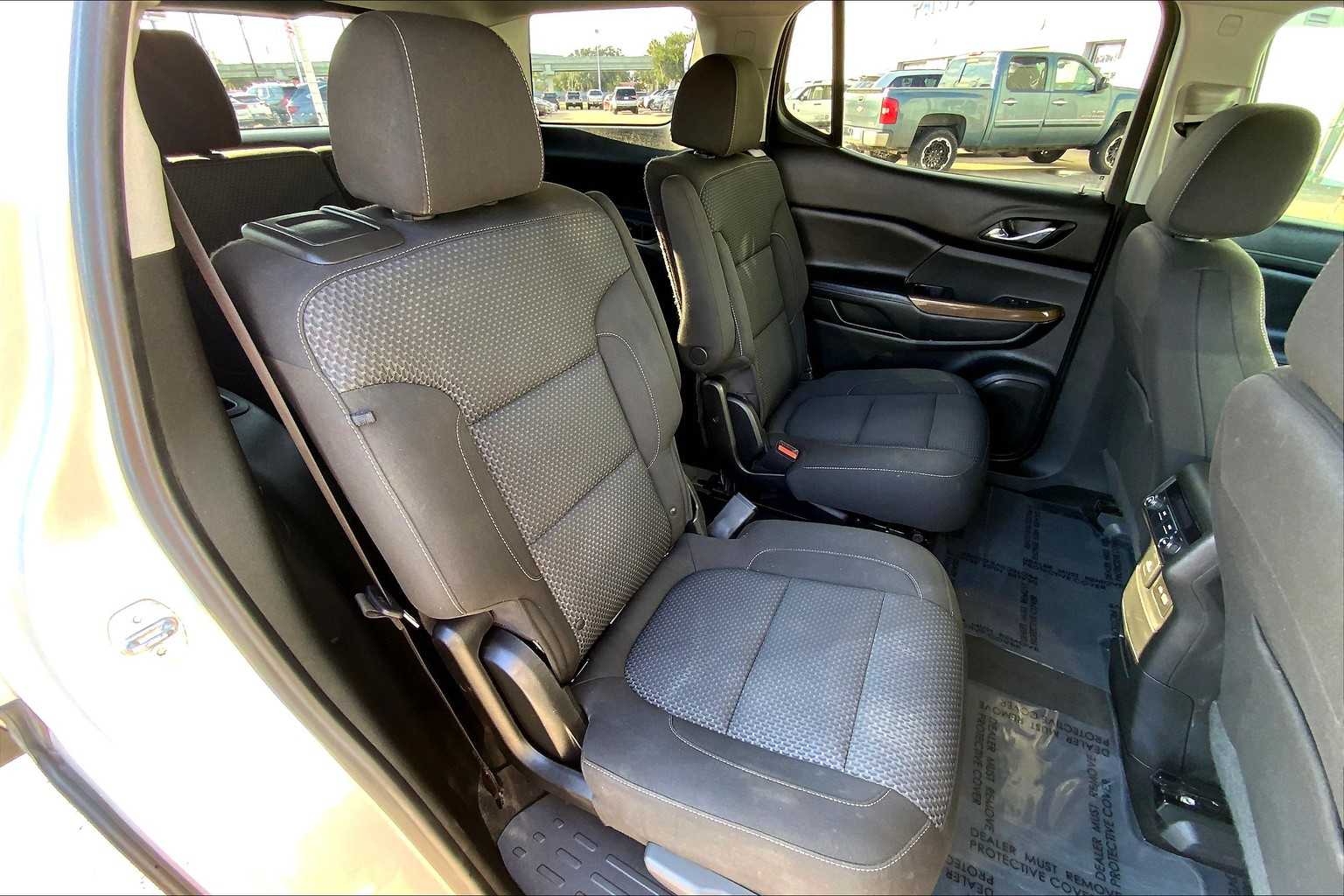 2020 Gmc Acadia SLE photo 16