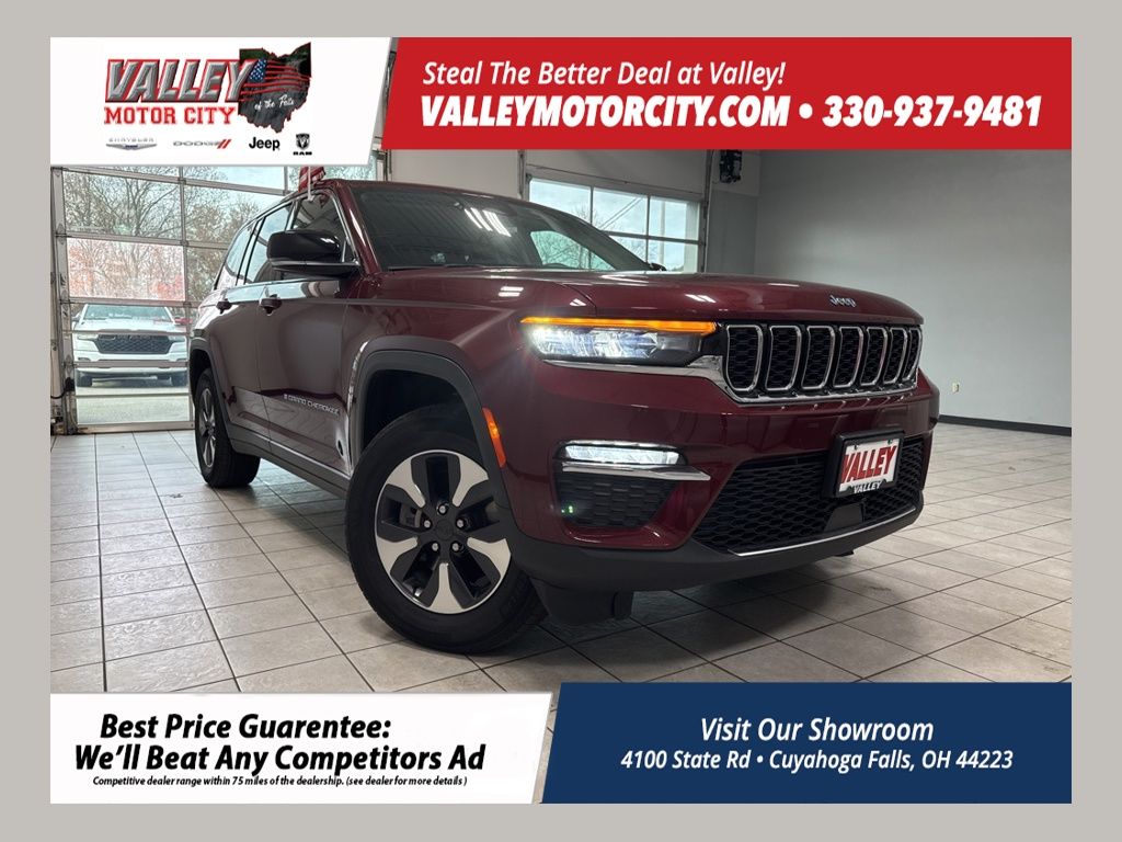2023 Jeep Grand Cherokee 4xe's photo