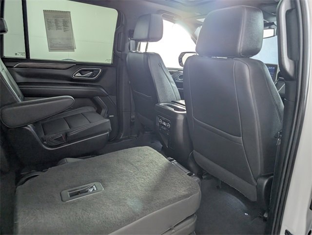 2023 Chevrolet Suburban Z71 photo 17