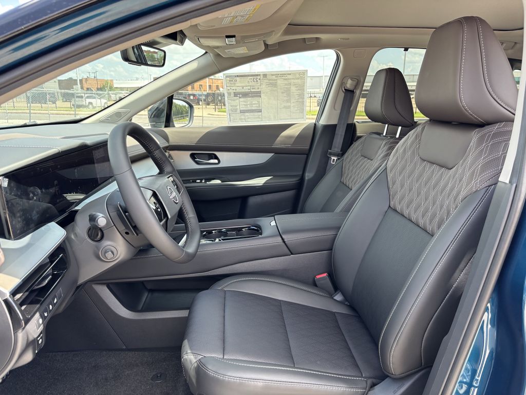 2025 Nissan Murano Platinum photo 15