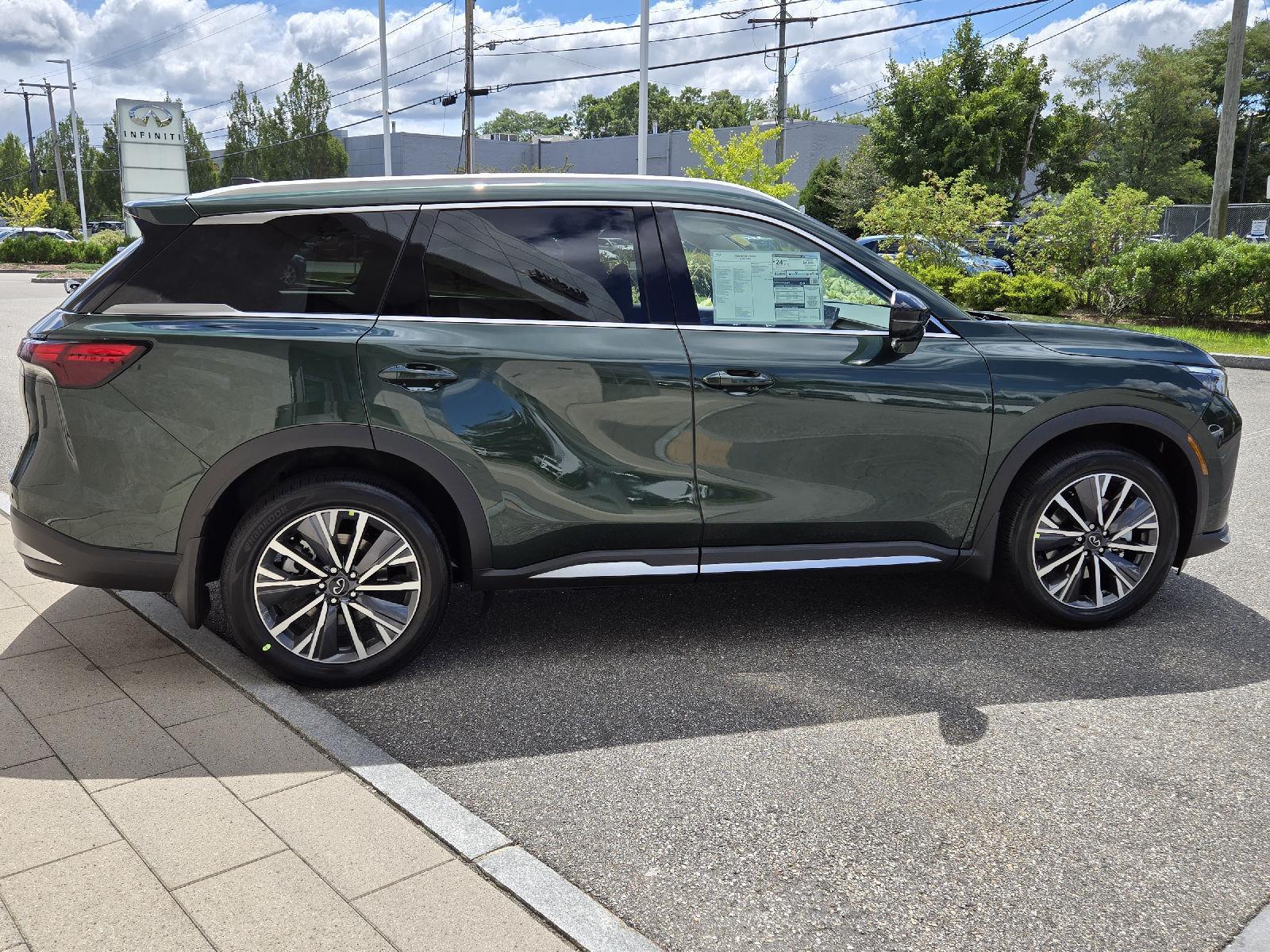 2026 Infiniti QX60 Luxe AWD photo 13