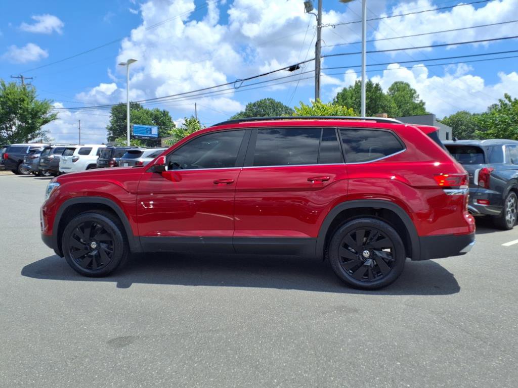 2024 Volkswagen Atlas SE Technology photo 11